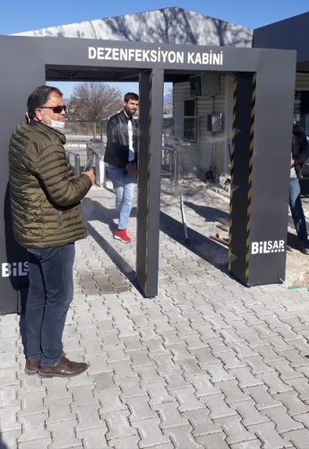 Dezenfektan tüneline yoğun ilgi