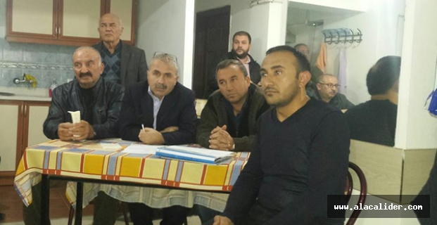 Alacahöyük Derneği'nde Sinan Dekli güven tazeledi
