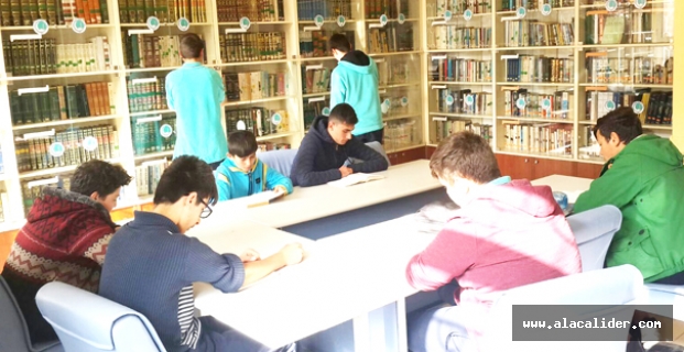 Kendi kütüphanelerini oluşturdular