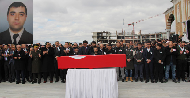 Şehit Uzman Çavuş, son yolculuğuna uğurlandı 