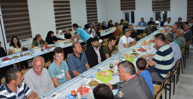 Şehit yakınlarına yemek
