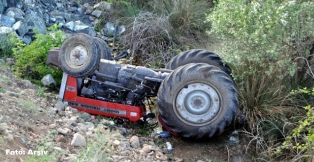Traktör kazasında 1 kişi yaralandı