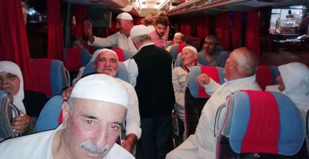 32 hacı adayı uğurlandı