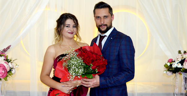 Evlilik yolunda ilk adımı attılar