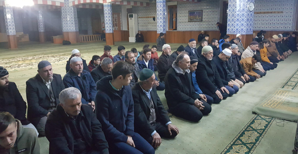Sabah namazı buluşmalarına devam