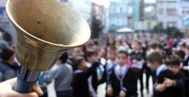 1 Nisan Pazartesi günü okullar tatil