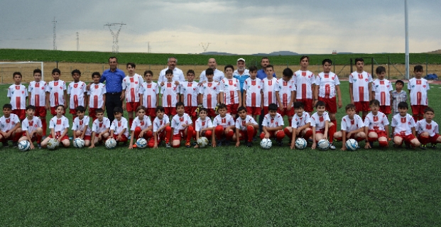 Yaz Futbol Okulu başladı