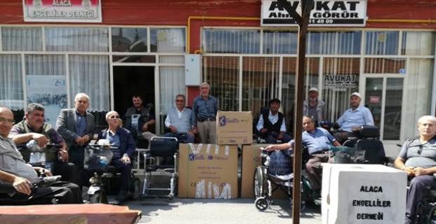 Alaca Engelliler Derneği'ne hediye
