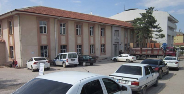 Kaymakamlık binası yıkılıyor