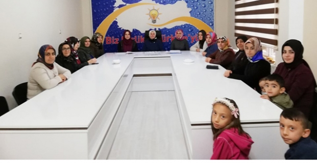 AK Parti kadın kolları buluştu