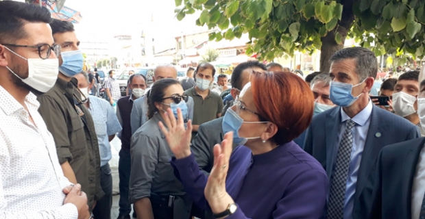 Akşener, Alaca'daki esnafı dinledi