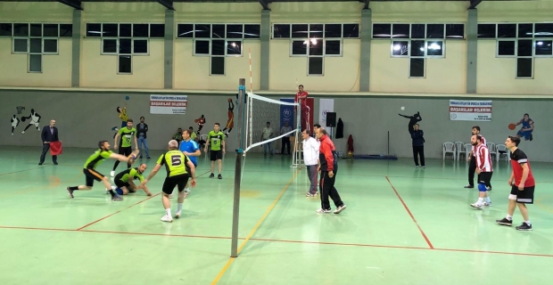 Voleybol turnuvasının müracaatları devam ediyor