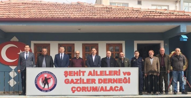 İç Anadolu Şehit Aileleri ve Gaziler Derneği’ne ziyaret