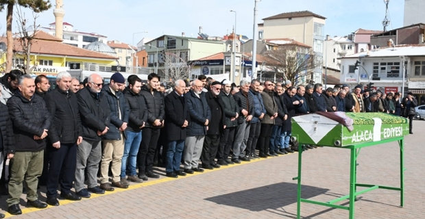 Menşure Keleş, gözyaşları arasında toprağa verildi