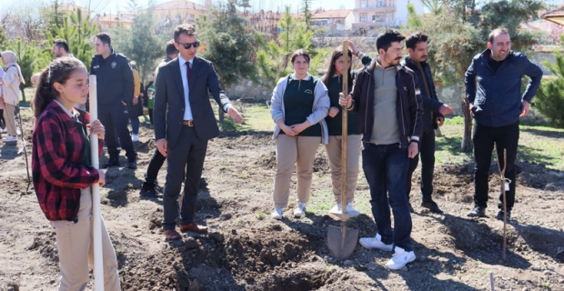 Fidan dikme şenliği düzenlendi