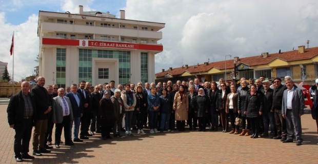 Millet İttifakı adayları Alaca halkı ile kucaklaştı