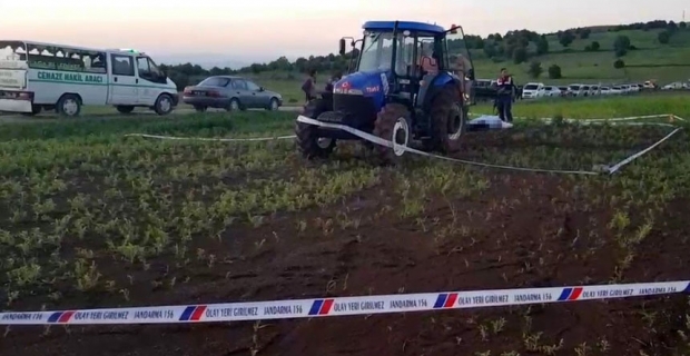 Traktör ile ilaçlama makinesi arasında sıkışan çiftçi hayatını kaybetti