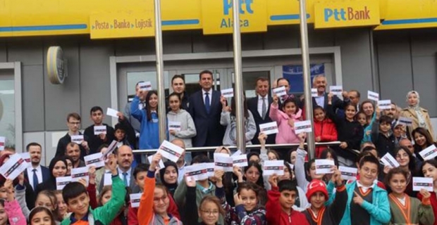 Cumhurbaşkanı Erdoğan’a 100 öğrenciden mektup