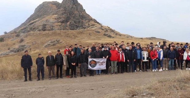 Mahmudiye Köyü'nden Alacahöyük’e uzanan doğa yürüyüşü