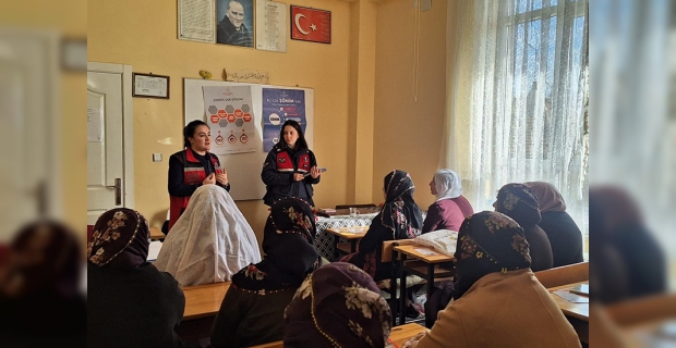 Kadına yönelik şiddetle mücadele etkinlikleri düzenlendi 