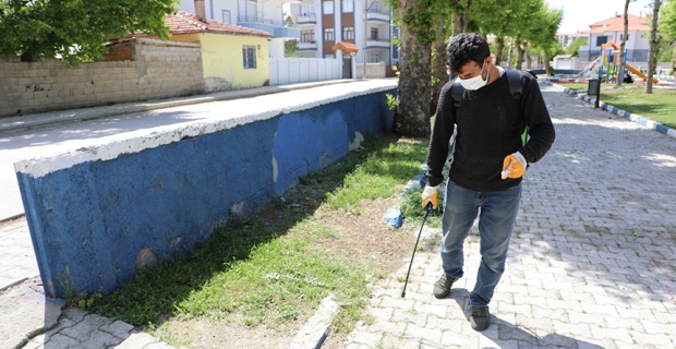 Belediye ekiplerinden parklarda hummalı çalışma