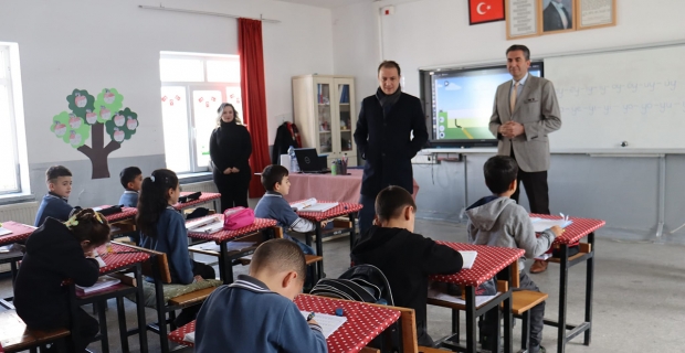 Kaymakam Engin Tok'tan Büyükhırka Köyü'nde anlamlı ziyaret