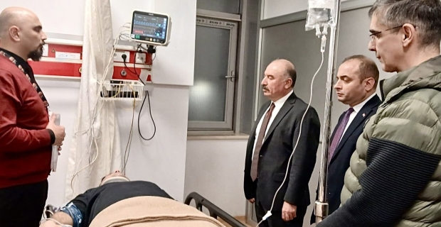 Vali Ali Çalgan, kazada yaralanan polis memurunu ziyaret etti