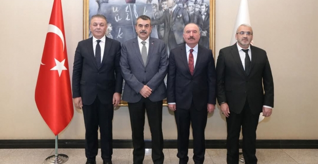 Bakanı Tekin’i Alaca Selin Şahin Ortaokulu'nun açılışı için Çorum’a davet ettiler