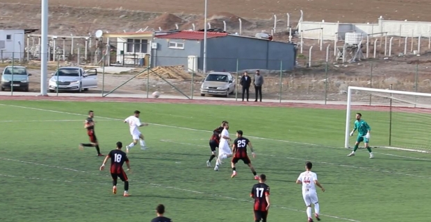 Alaca maçında hakemin 90+7’de verdiği karar tartışmalara neden oldu