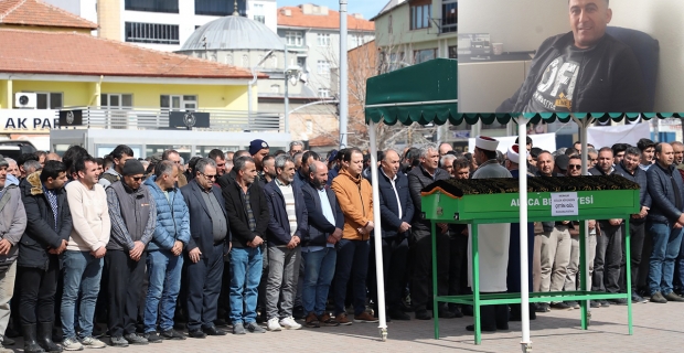 Alaca Belediyesi kepçe operatörü Çetin Gül toprağa verildi