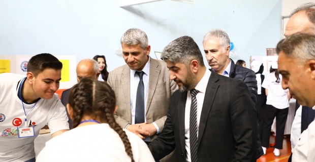 4006 TÜBİTAK Bilim Fuarı, büyük ilgi gördü