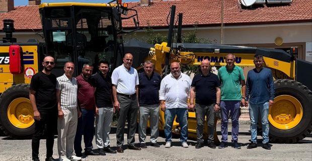 Alaca'ya yeni greyder kazandırıldı