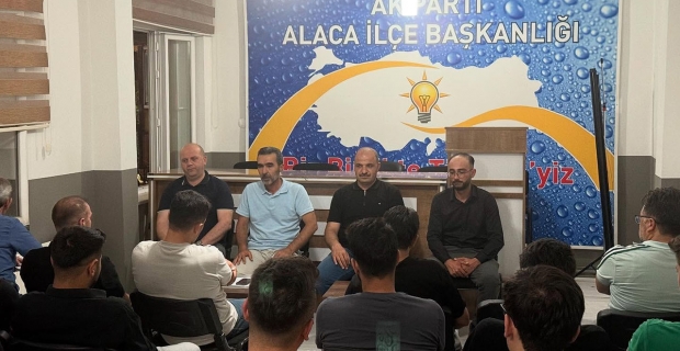 Alaca’da partililer bir araya geldi: Teşkilat çalışmaları masaya yatırıldı