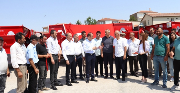Alacalı 13 çiftçiye yüzde 70 hibe destekli yem kırma makinesi