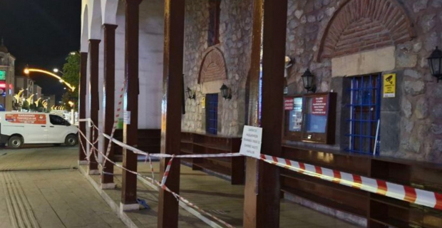Eski Cami’de temizlik çalışmaları