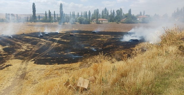 Eskiyapar Köyü’nde otluk alanda yangın paniği: Alevler eve yaklaşmadan söndürüldü