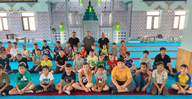 İlim Yayma Cemiyeti’nden Kur’an kurslarına anlamlı ziyaret