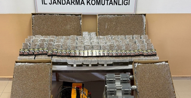 Alaca'da 56 bin 980 adet doldurulmuş makaron ele geçirdi: 2 gözaltı