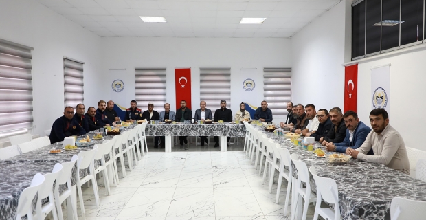 Başkan Şerif Arslan, itfaiye personeliyle bir araya geldi