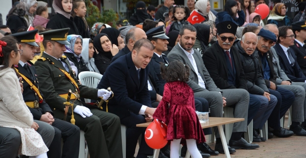 Kaymakam Dinçer gönülleri kazandı: Küçük öğrenciye büyük nezaket
