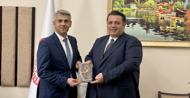 Milletvekili Kaya, Alaca İlçe Milli Eğitim Müdürü Şahin’i TBMM’de ağırladı