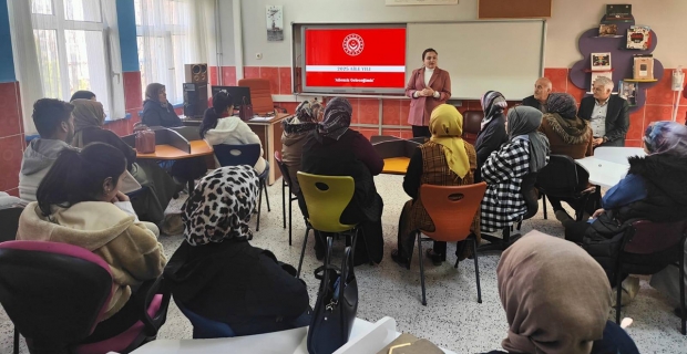 Alaca Sosyal Hizmet Merkezi’nden velilere yönelik 'Farkındalık ve Mahremiyet' eğitimi