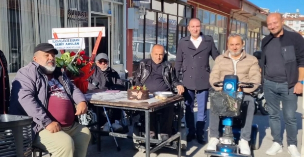 Kızılay’dan Alaca Engelliler Derneğine dayanışma ziyareti