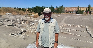 bEskiyapar Höyük#039;te 3 bin 500.../b