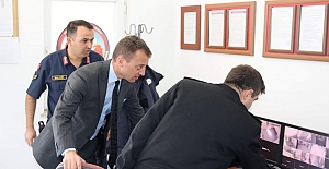 bİnsan hakları kurulu toplanarak üyeleri.../b