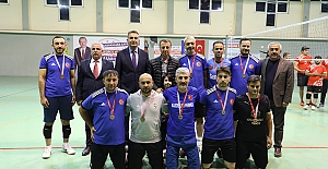 Voleybolda İlçe Milli Eğitim Müdürlüğü takımı Şampiyon oldu