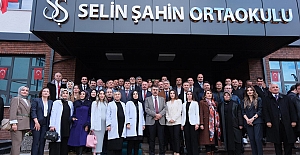 Bakan Tekin Selin Şahin Ortaokulunu inceledi