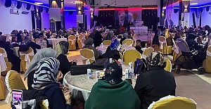 AK Kadınlardan ‘Anneler Günü’ etkinliği
