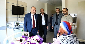 Şerif Arslan’dan bayramda anlamlı ziyaret: Hastalar unutulmadı