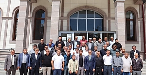 bAlacanın muhtarlarından Kaymakam.../b